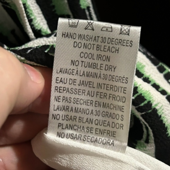 Jenn. Long Sleeve Geometric Romper Green, Black, White Size M - NWT - Picture 16 of 16